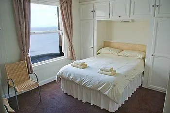 بيت ضيافة Marine View